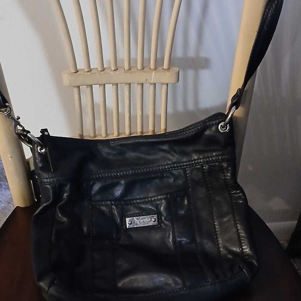 Glove Leather Zip Top Crossbody  Bag w/Stitch Detail
